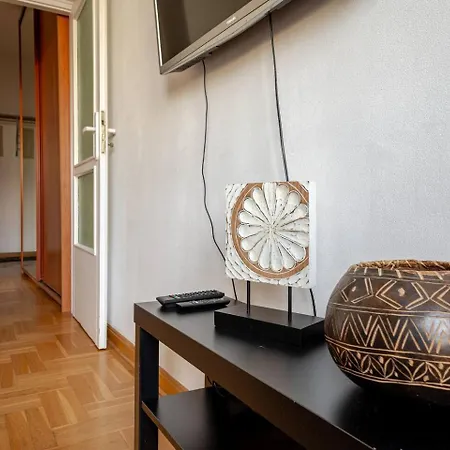 Апартаменты Center & Old Town Cozy Flat #nowy Swiat #smart Tv #fast Wi-fi #metro Варшава