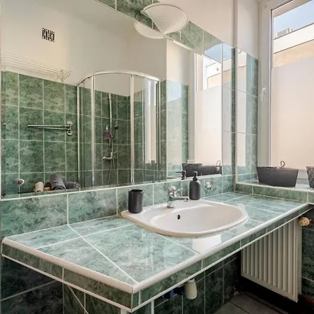 Apartment Center & Old Town Cozy Flat #smart Tv #fast Wi-fi #metro