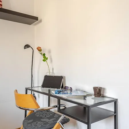 Center & Old Town Cozy Flat #smart Tv #fast Wi-fi #metro * Warsaw